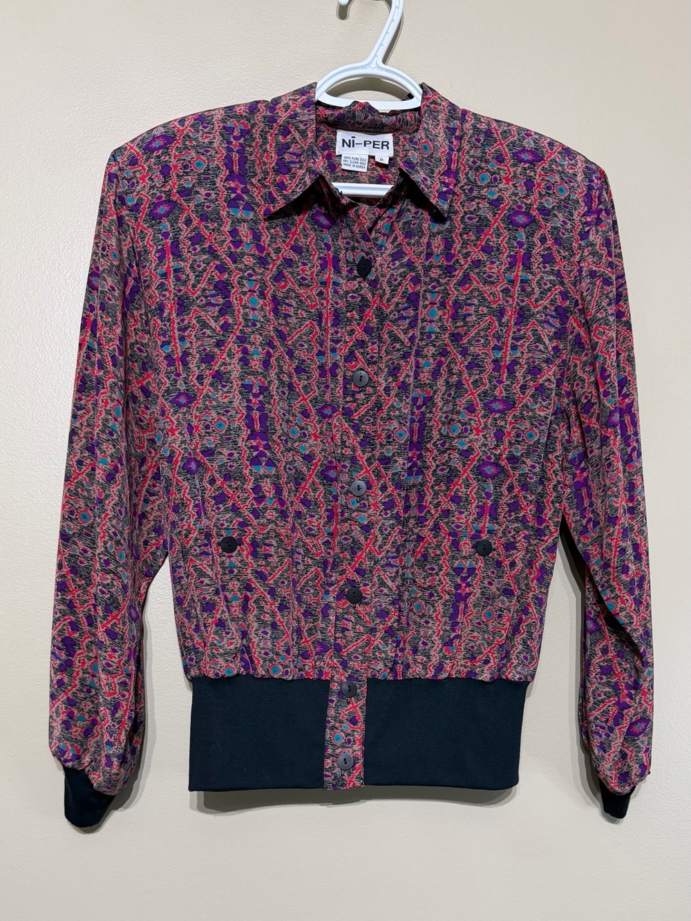 Vintage 1980โs NI-PER 100% Pure Silk Abstract Geometric Bomber Blouse Jacket